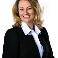 Melissa R. Clelland